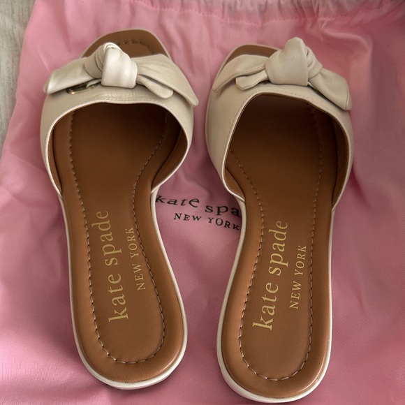 Kate Spade Bow Sandals - Picture 4 of 4